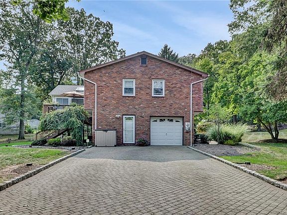 3rd image of 2 Independence Ct