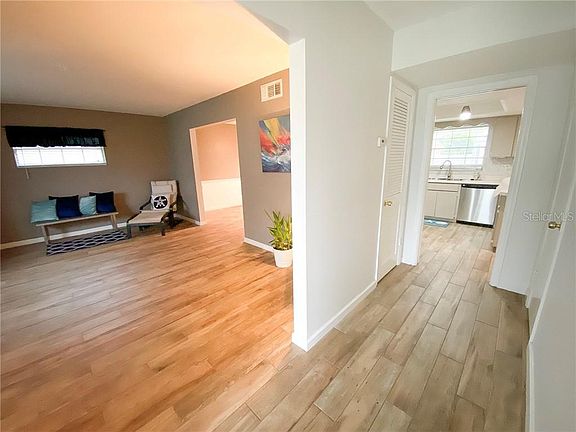 3rd image of 4721 Lodestone Dr