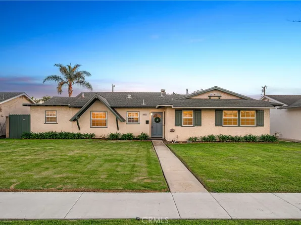 5082 Edinger Ave, Huntington Beach, CA 92649