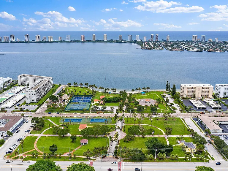 301 Lake Shore Dr #802 — Photo 48