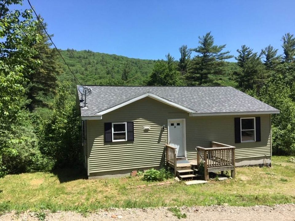 2nd image of 29 Cynthia Dr