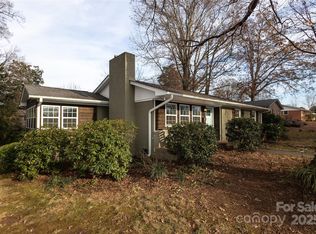 3801 Sudbury Rd, Charlotte, NC 28205