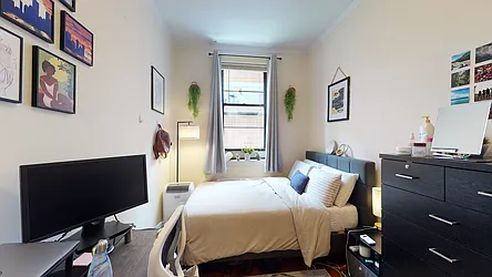 Rented by Bond New York