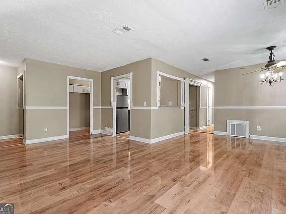 2nd image of 3605 Woodbriar Cir APT E