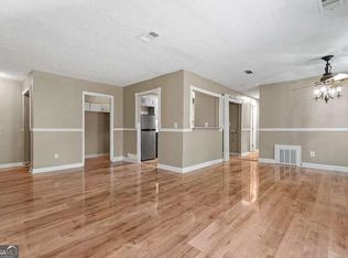3605 Woodbriar Cir APT A, Tucker, GA 30084