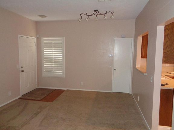 3rd image of 1521 W Avenue L Unit 2