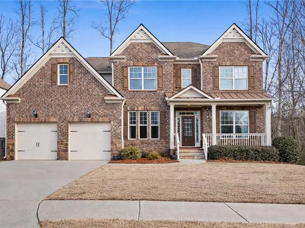 5610 Chestnut Dr, Cumming, GA 30040