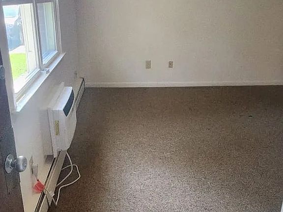 4th image of 838 Wood Ave #832-A5