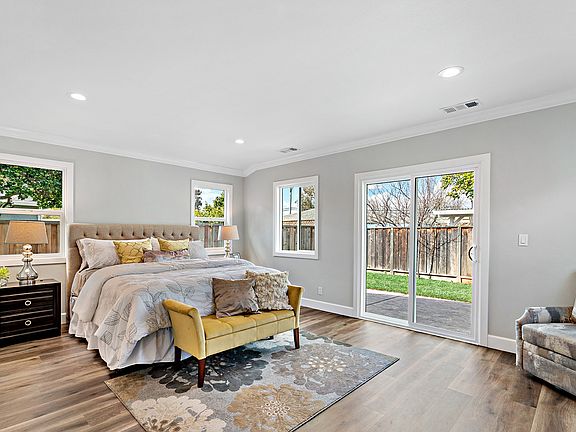 3rd image of 3087 Lynview Dr