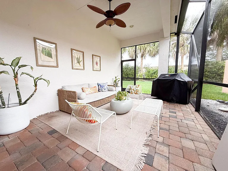 167 Isle Verde Way — Photo 13