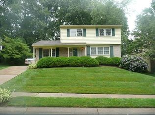 8 Yellow Pine Ct, Wilmington, DE 19808