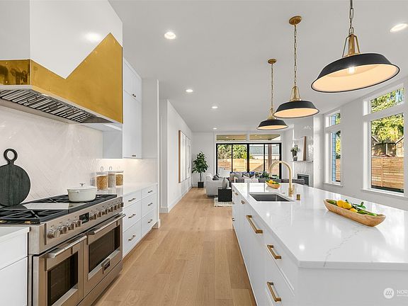 5th image of 9838 NE 27th Street