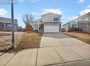 11248 Berry Farm Rd, Fountain, CO 80817