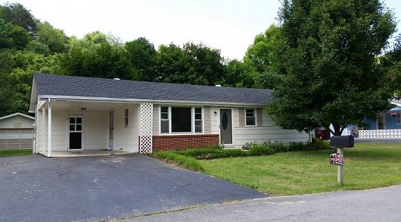 1st image of 217 Sherry St