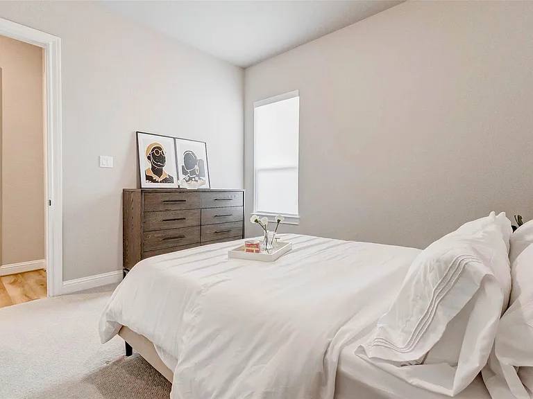 1719 Rustling Creek Dr — Photo 40