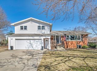 3461 W Valley View Dr, Saint Joseph, MI 49085