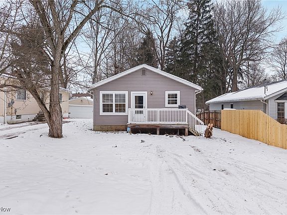 3rd image of 1601 Idlewood Ave