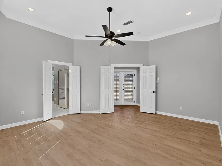 720 Cliffmoor Dr — Photo 20