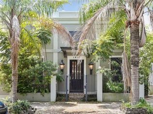 1860 Burgundy St, New Orleans, LA 70116