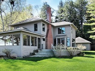 1447 E S Shore Dr, Frankfort, MI 49635