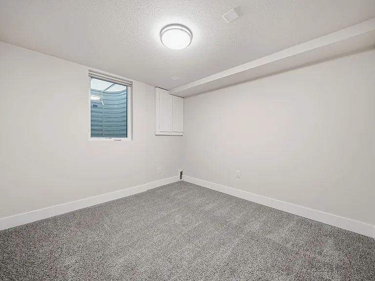 1941 Devonshire Dr #3 — Photo 20