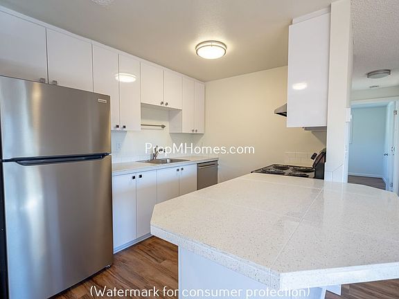 5th image of 7865 SE Milwaukie Ave #0