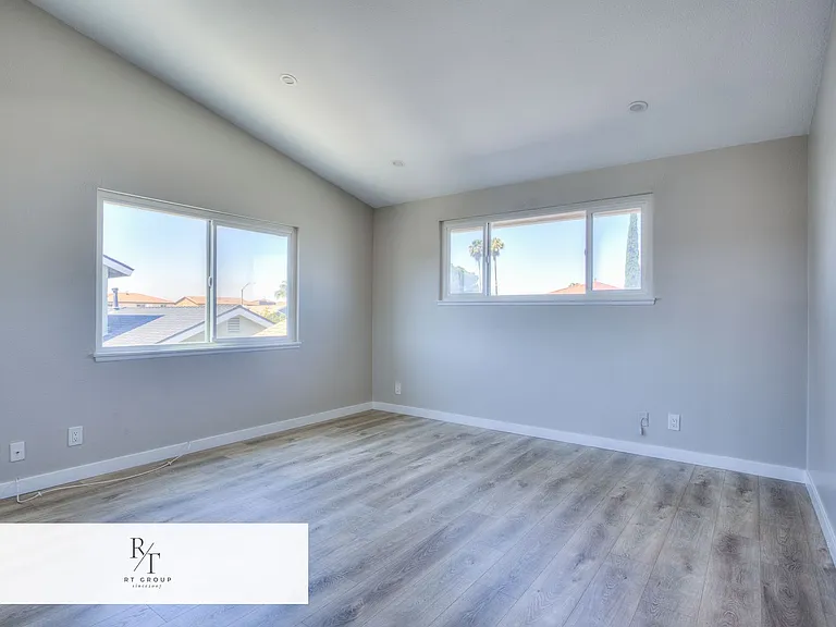 15326 Swarens Ct — Photo 19