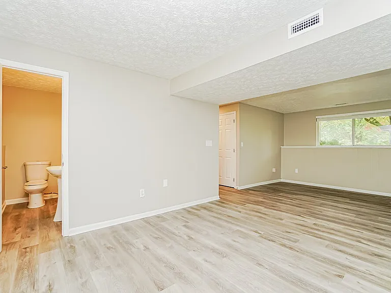 6978 Britwell Ln — Photo 11