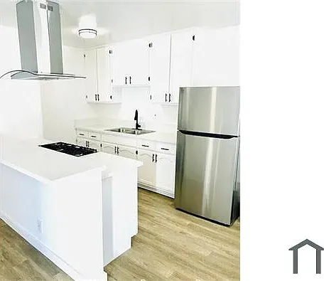 2 bed, $2,600 — Photo 2