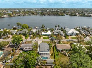 711 Bayshore Dr, Tarpon Springs, FL 34689