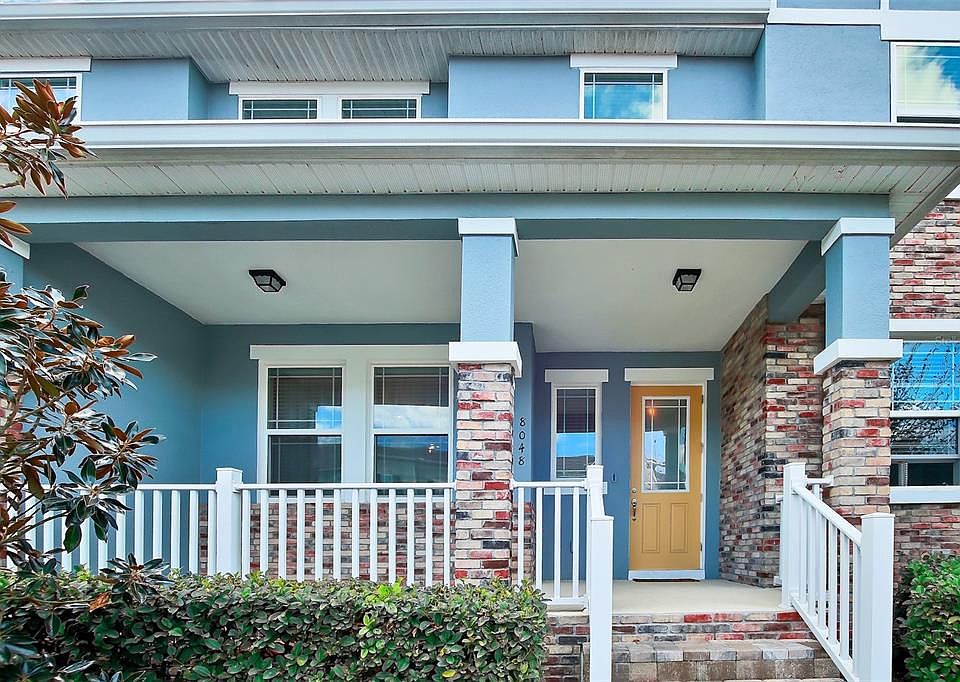 1st image of 8048 Glenlloyd Ave