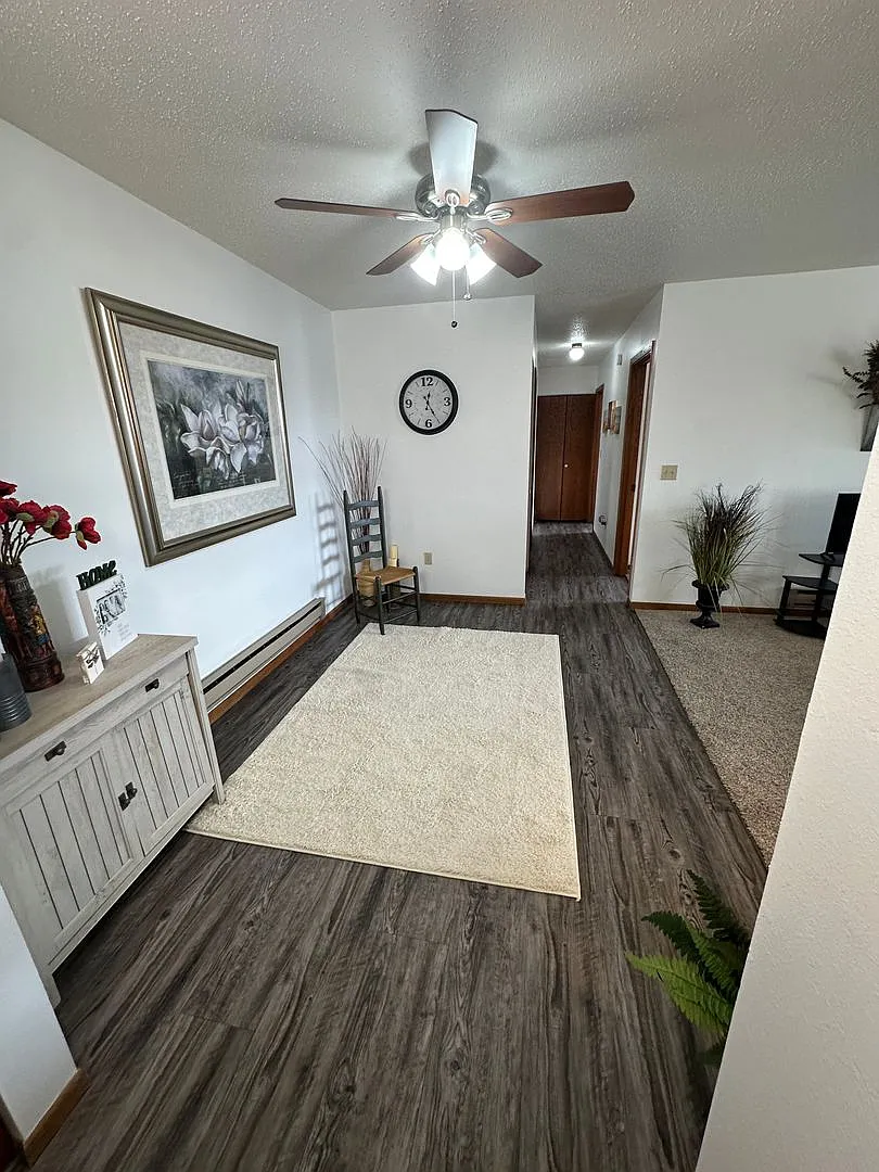 Welcome to your new home at 1358 12th St N! — Photo 2