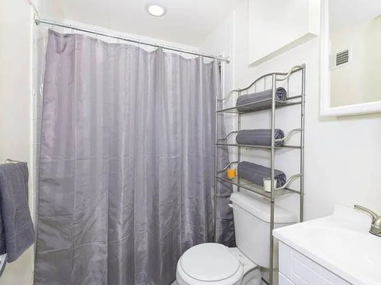 210 S 3rd St #3 — Photo 5
