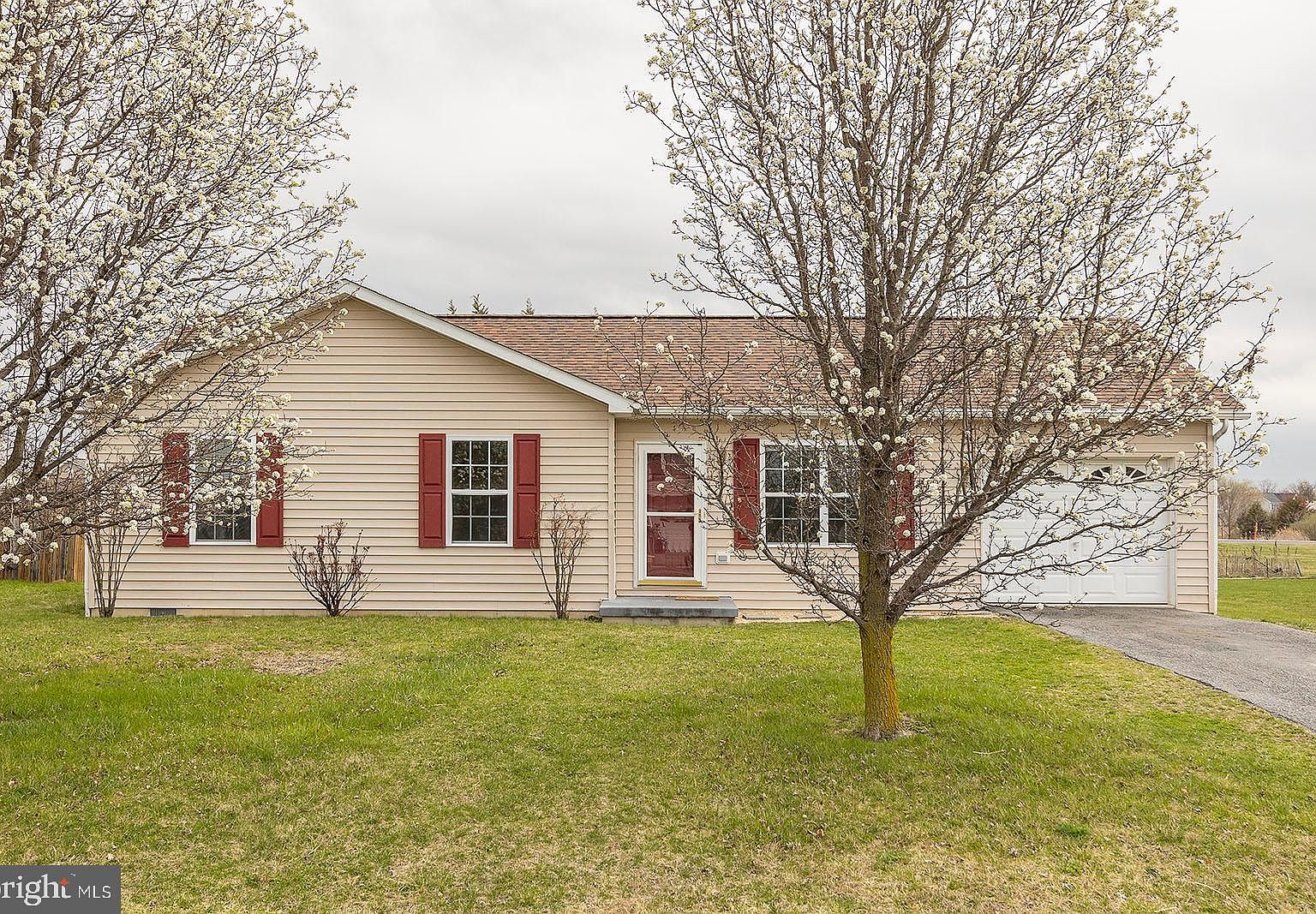 48 Fenimore Dr, Inwood, WV 25428 Zillow