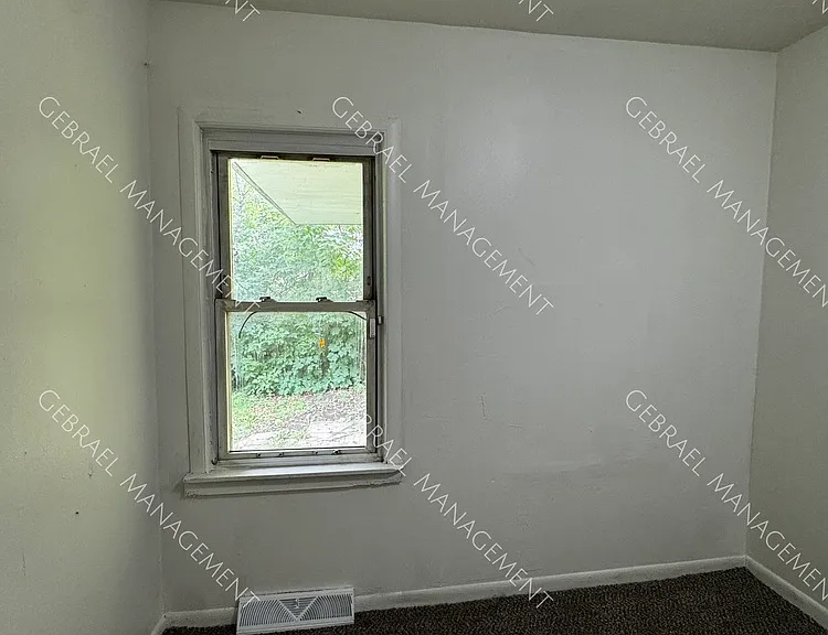 3501 Brunswick Ave — Photo 7