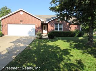 20967 Lacombe Rd, Waynesville, MO 65583