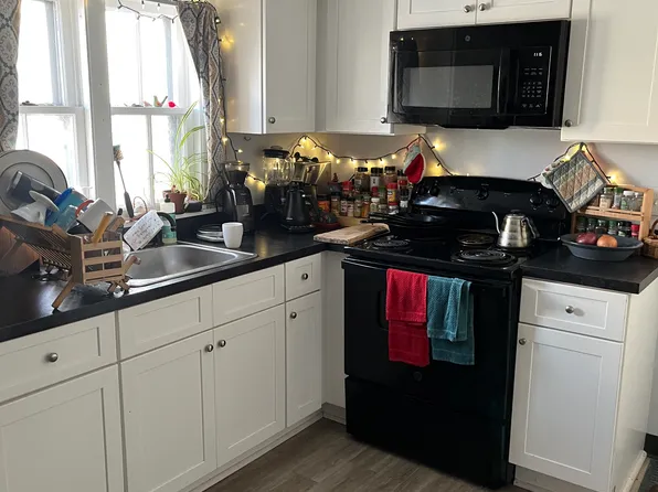 484-486 Saint Paul St #484-2, Burlington, VT 05401