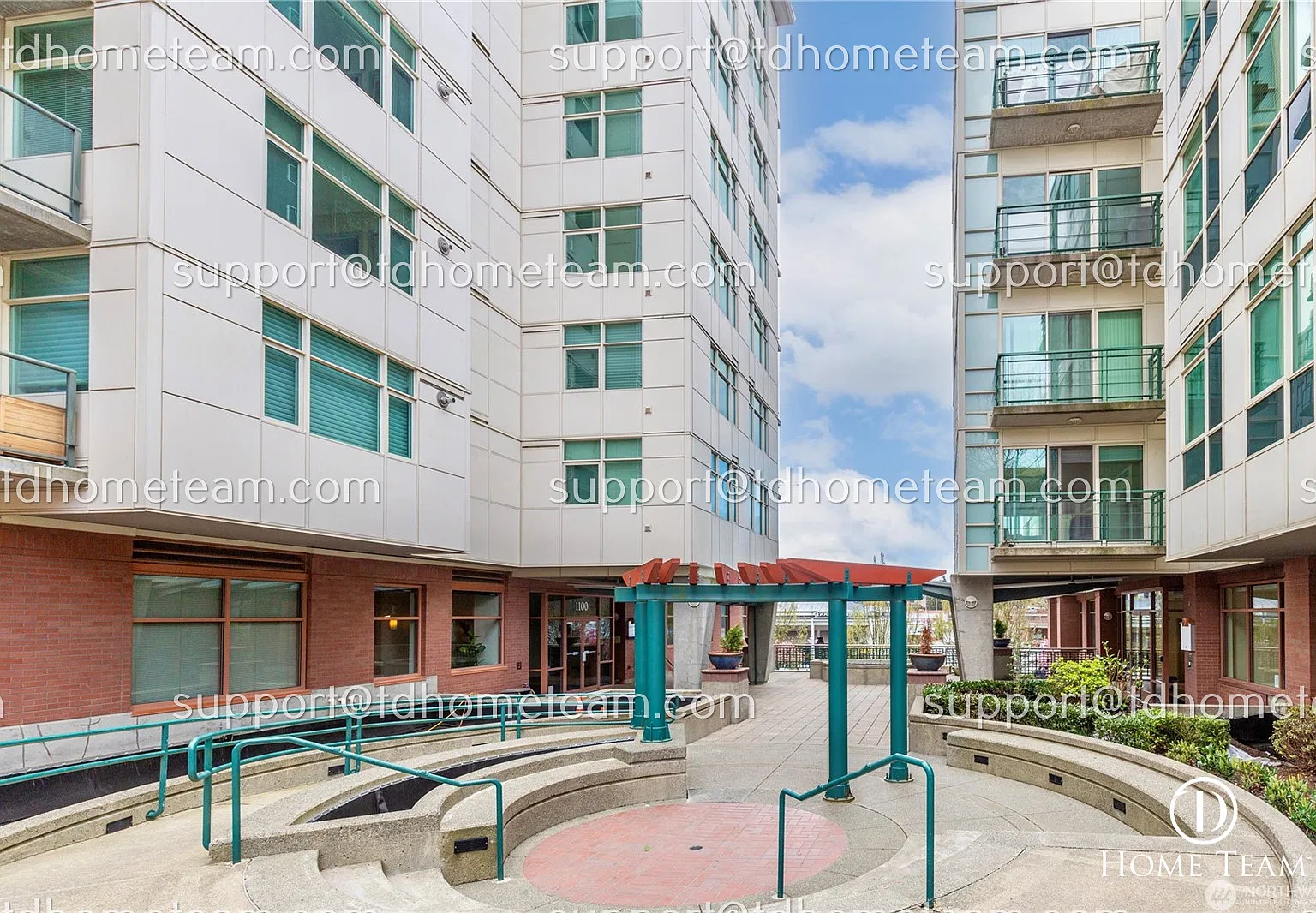 2 bed, 1332 sqft, $4,200 — Photo 2