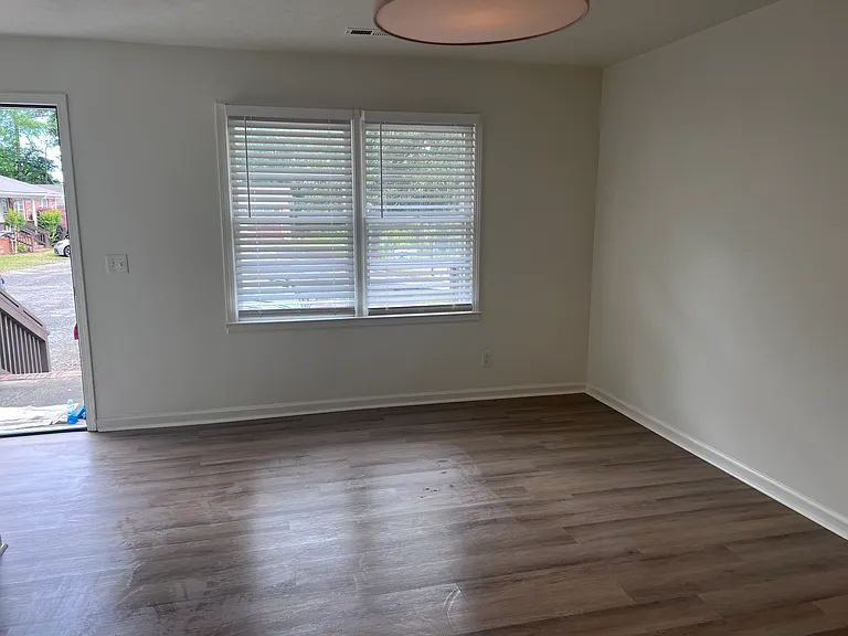 131 Freedom Dr #H — Photo 1