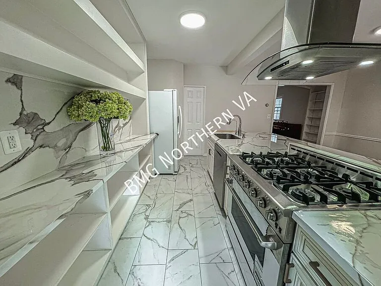 4412 Volta Pl NW — Photo 9