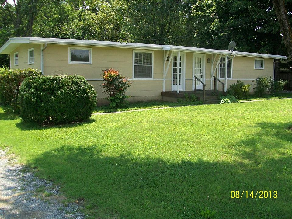 1st image of 1207 Myers Dr