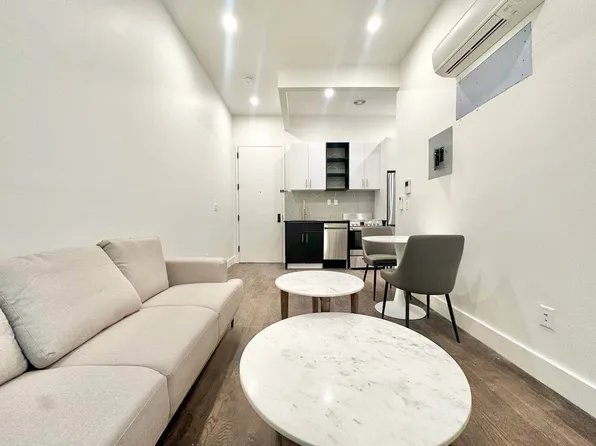 333 South Fifth Street image 1 of 5