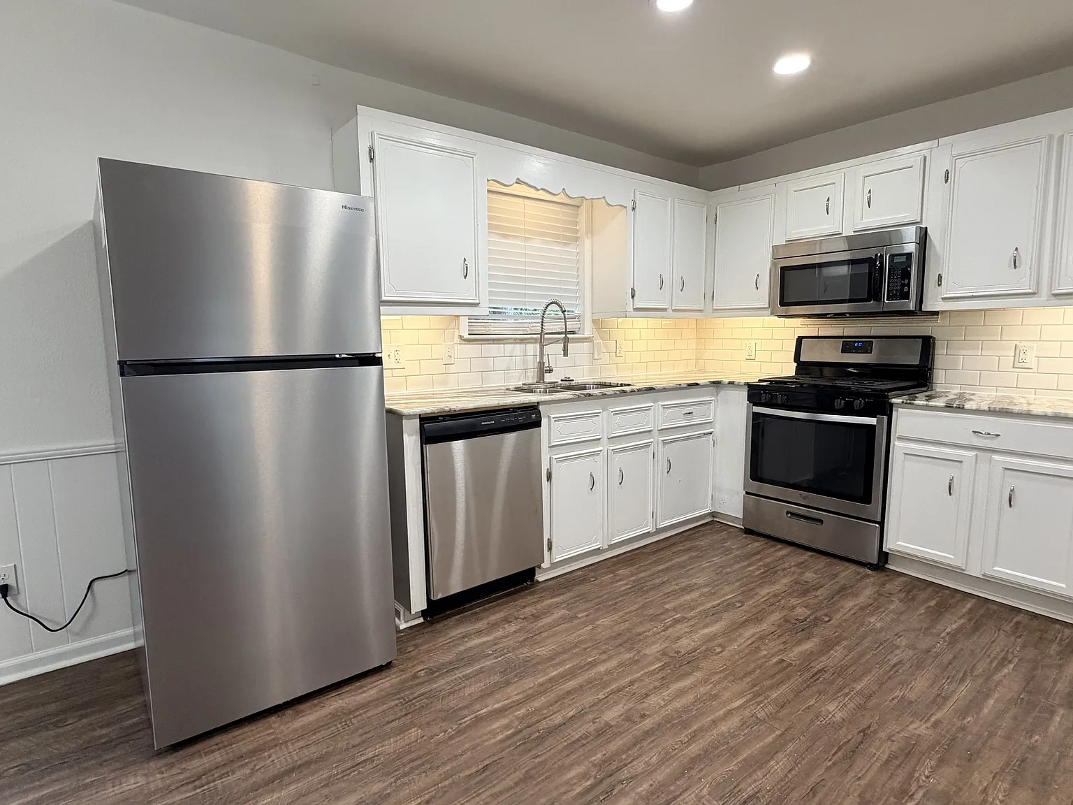 3 bed, 1736 sqft, $1,600 — Photo 4