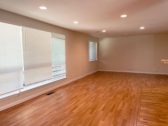 2nd image of 4409 150th Ave SE