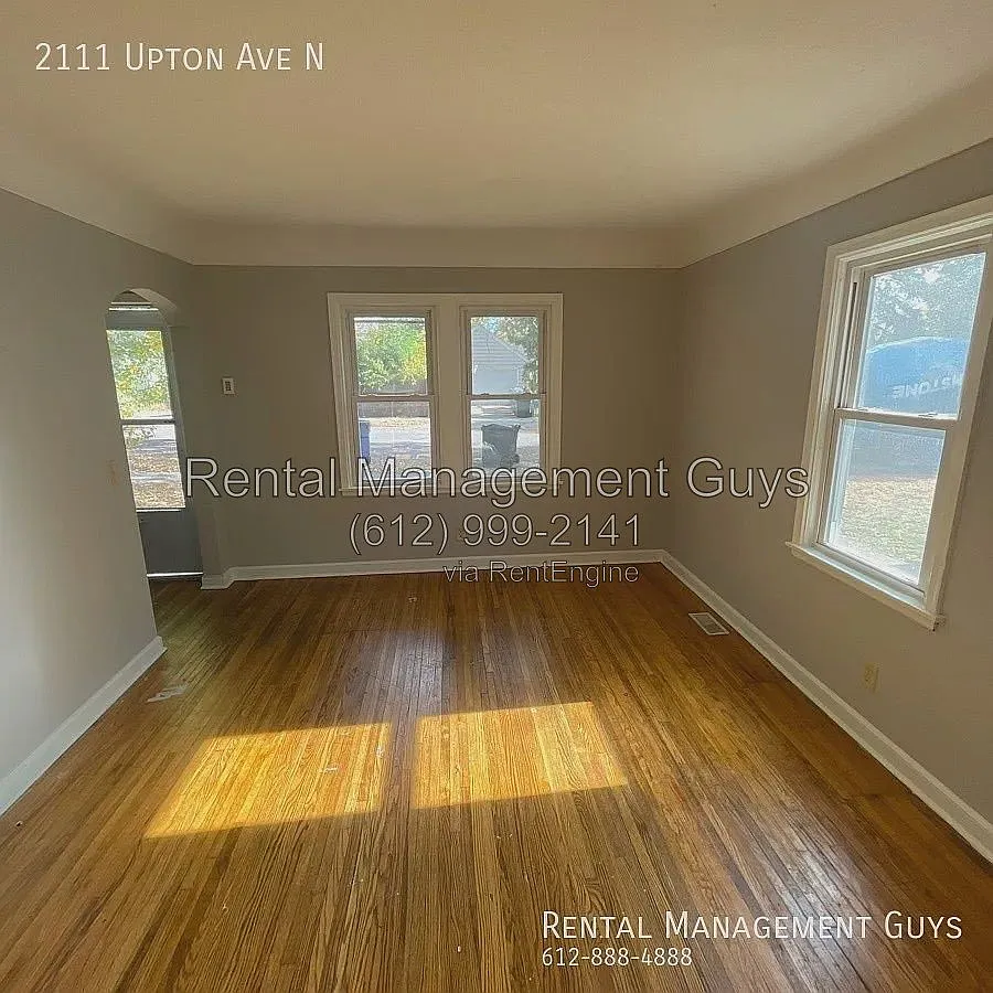 2 bed, 1.0 bath, $1,600 — Photo 1