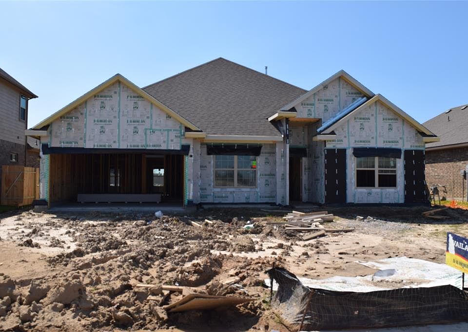 1st image of 613 Applewood Dr