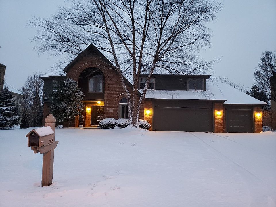 1st image of 292 Deer Meadow Dr