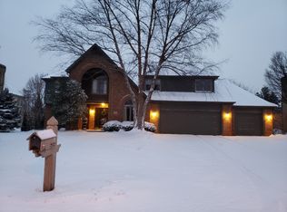 292 Deer Meadow Dr, Columbus, OH