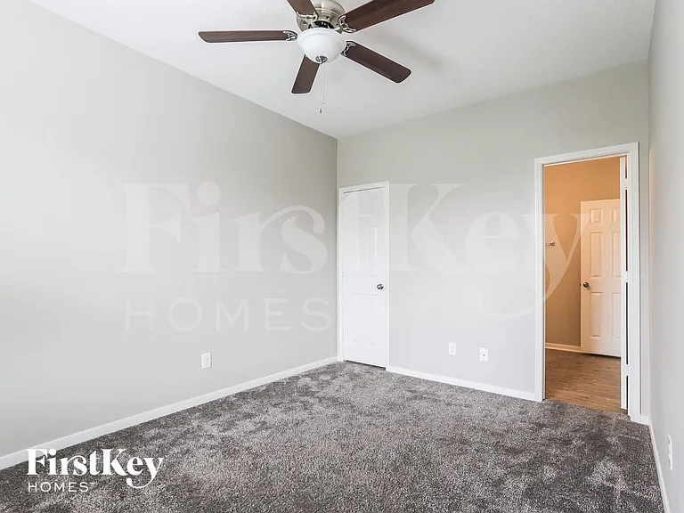 1826 Sun Point Ct — Photo 10