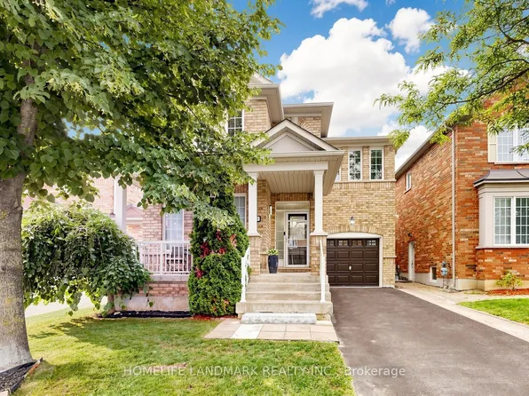 129 Beare Trl, Newmarket, ON L3X 3B6